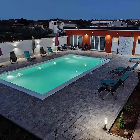 Appartamento Pula, Istria 3 Pola