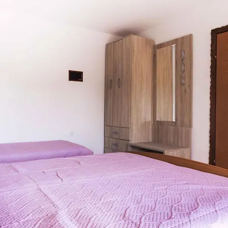 Apartment Pula, Istria 3 *