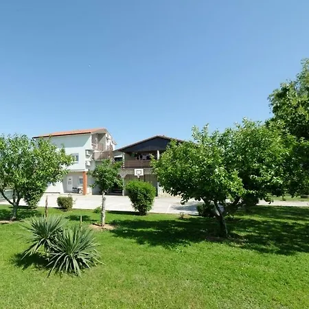 Apartment Pula, Istria 3