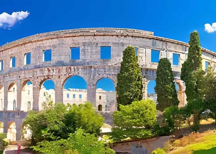 Pula, Istria 3 Póla