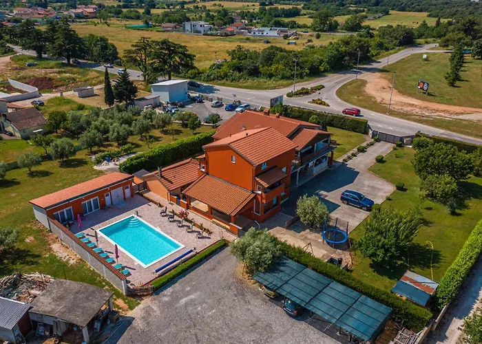 Pula, Istria 3 Apartman *